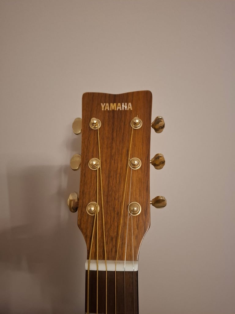 Yamaha Storia 1 Electro Acoustic Guitar
