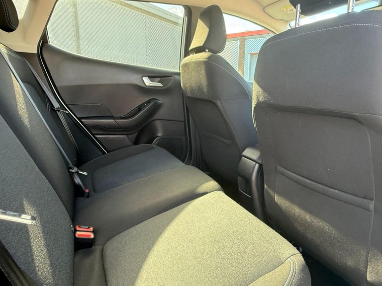  Ford Fiesta Fiesta Active 5 door 1.0L EcoBoost 100PS FWD 6-Speed Manual Petrol Manual
