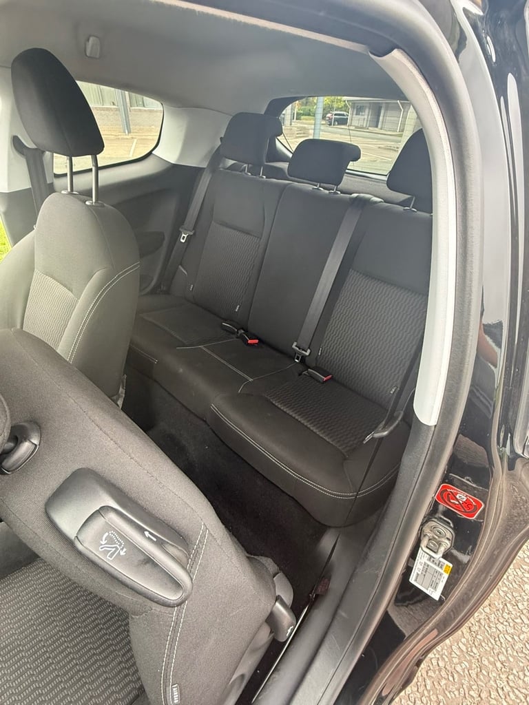 Peugeot, 208, Hatchback, 2017, Manual, 1199 (cc), 3 doors