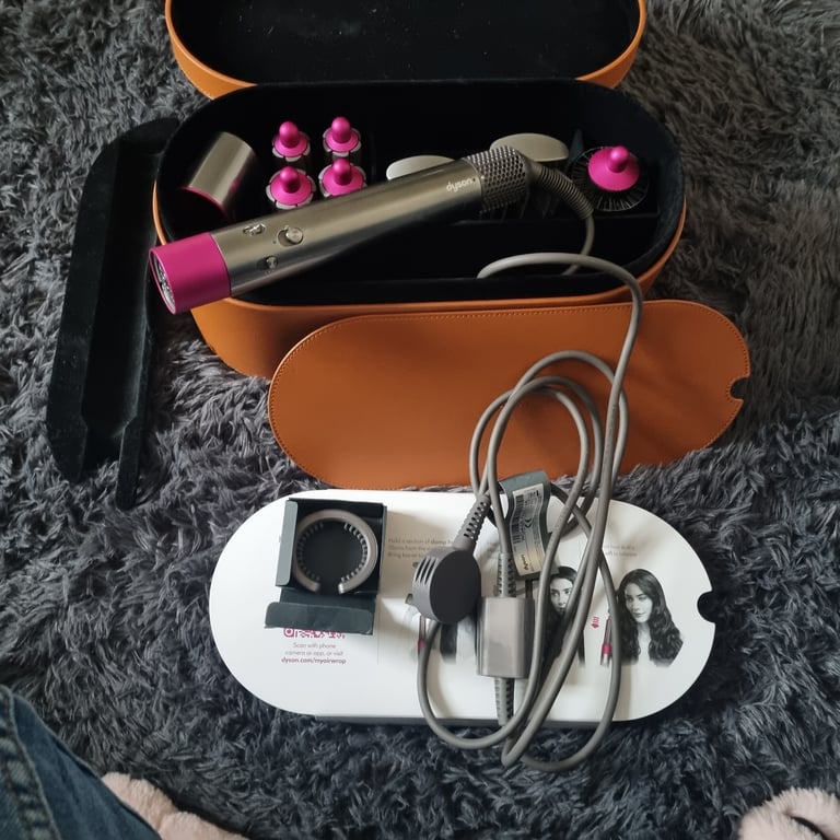 Dyson hair dryer/ curling set