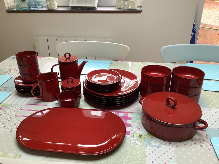 Villeroy and Boch dinner service