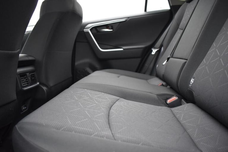 2022 Toyota RAV4 2.5 Vvt Hybrid Gpf Design Suv 5dr Petrol CVT Euro 6 (s/s) (218 Ps) ESTATE Petrol...