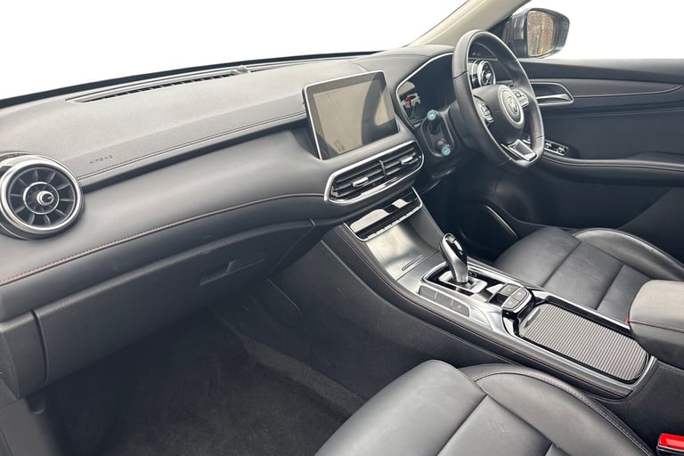 2024 MG MG HS 103407 Hatchback Automatic