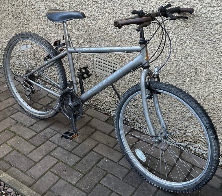 Bike/Bicycle.GENTS RALEIGH “ MAX “ SMALL FRAME MOUNTAIN BIKE 