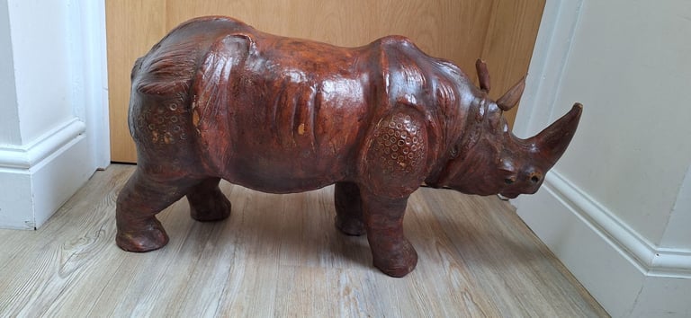 image for Rhino, decorative statue