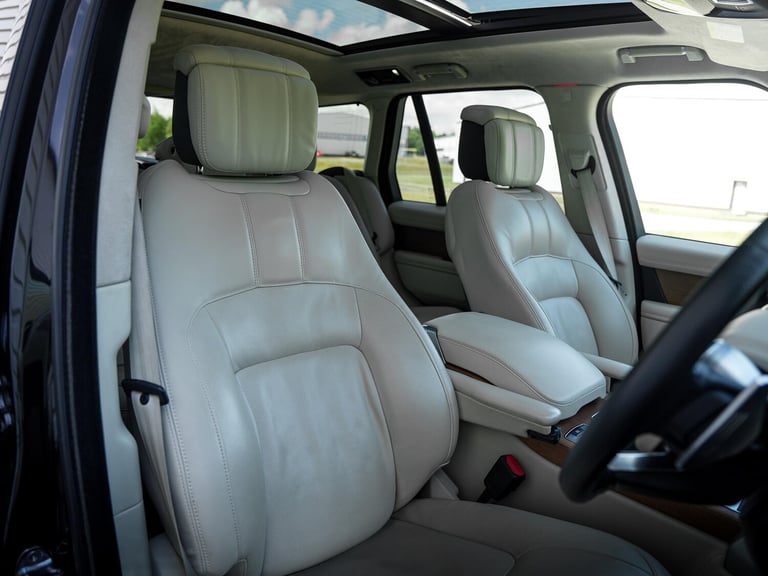  Land Rover Range Rover 5.0 P525 V8 Autobiography Auto 4WD Euro 6 (s/s) 5dr Petrol Automatic