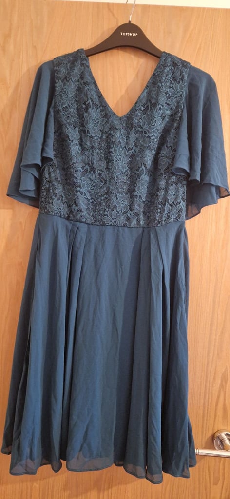 image for Size 10 Grace Karin dress 