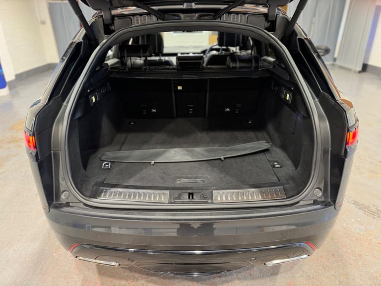 2018 Land Rover Range Rover Velar 3.0 SD6 V6 R-Dynamic SE Auto 4WD Euro 6 (s/s) 5dr ESTATE Diesel...