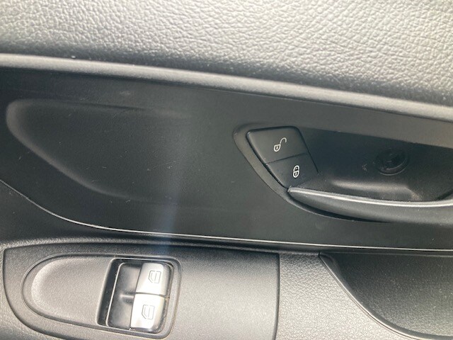 2019 Mercedes-Benz Vito 111CDI Van PANEL VAN DIESEL Manual