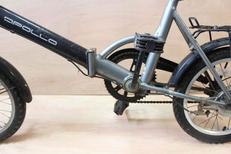 Black compact stowaway folding bike. Good working condition. Shopping. S size