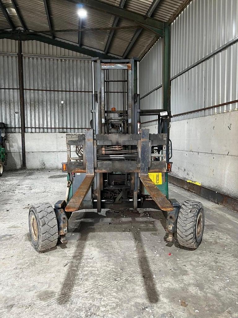 2015 MOFFETT M4 25.4 