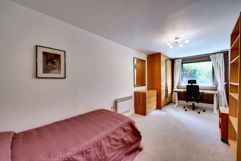 image for 🐟 Modern Double Room in Haggerston – Fully Furnished – All Bills Included £790 PCM! 🐟