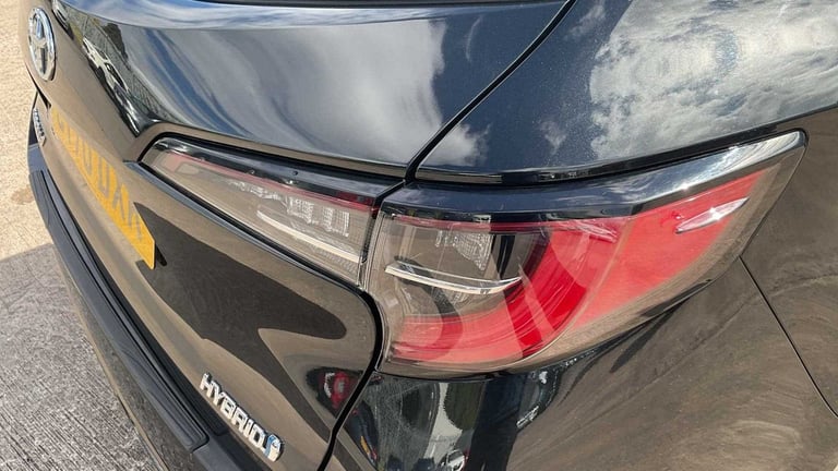 2020 Toyota Corolla 1.8 VVT-i Hybrid Design 5dr CVT Estate Hybrid Ele Automatic