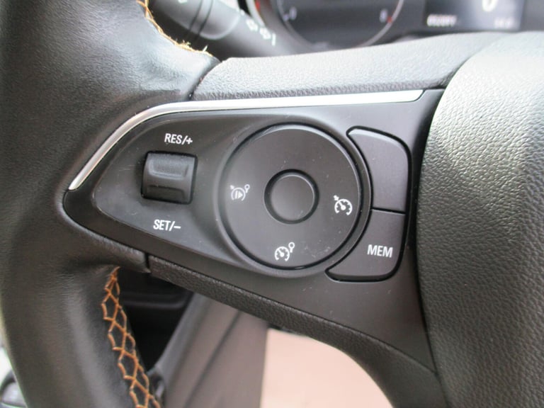 2019 Vauxhall Crossland X 1.2T ecoTec [110] Elite 5dr [6 Speed] [S/S] HATCHBACK PETROL Manual