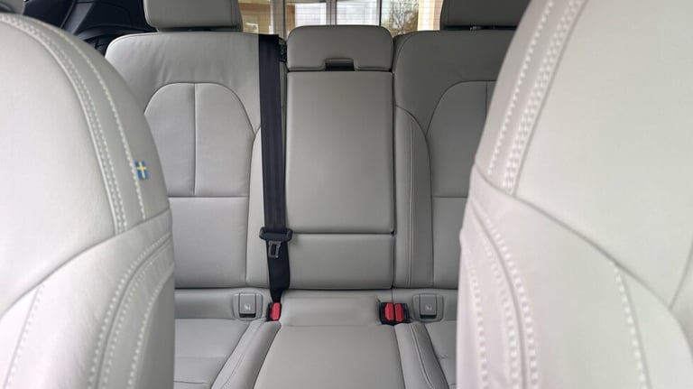 2025 Volvo XC40 Ultra, B3 Mild hybrid, Petrol, Bright Estate Petrol Automatic