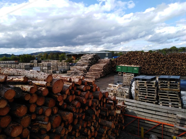 Firewood logs Softwood Hardwood for Aberdeenshire / Moray
