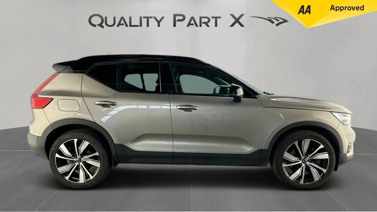  Volvo XC40 1.5h T4 Recharge 10.7kWh R-Design Auto Euro 6 (s/s) 5dr Petrol/Electric Hybrid Automatic