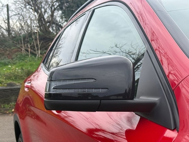 2017 Mercedes-Benz GLA 2.1 GLA220d AMG Line (Premium Plus) SUV 5dr Diesel 7G-DCT 4MATIC Euro 6 (s...