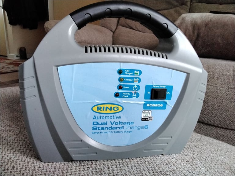 Battery Charger Dual Voltage 12volt + 6volt