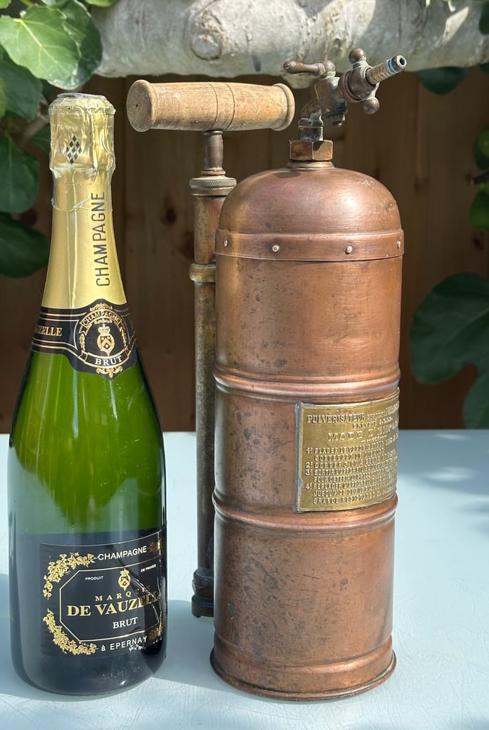 ANTIQUE FRENCH COPPER VINE SPRAYER, MURATORI PARIS GARDEN SPRAYER, H34cm - 1900s - WILL POST!