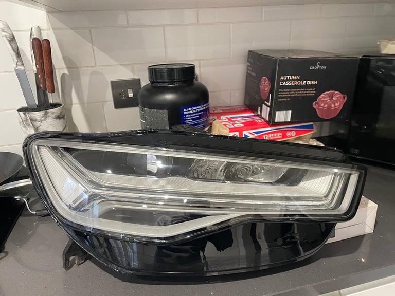 image for Audi A6 2017 driver side head light 