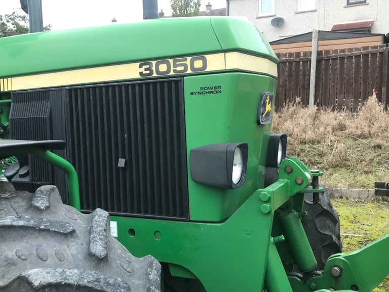 John Deere Tractor. 3050 4W/D