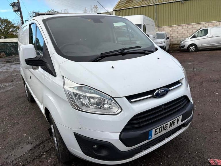 image for  Ford Transit Custom Transit Custom 270 Limited E-Tech Panel Van Manual