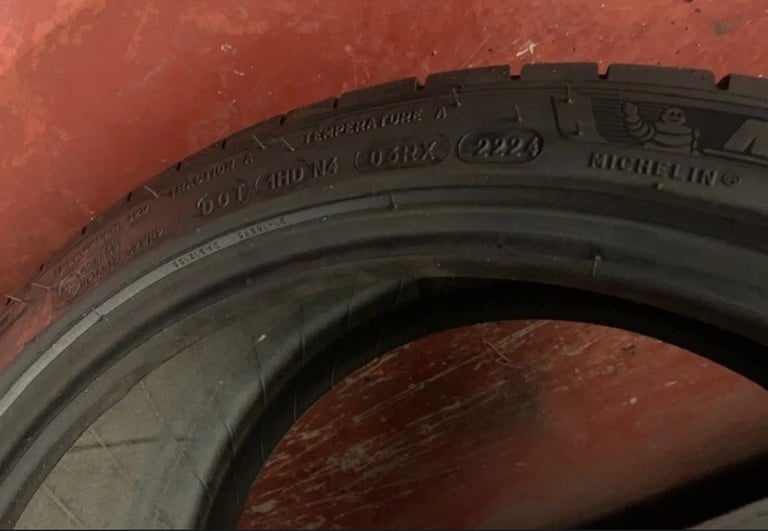 2x MICHELIN PILOT SPORT 4 255/35 ZR19 96Y XL ZP