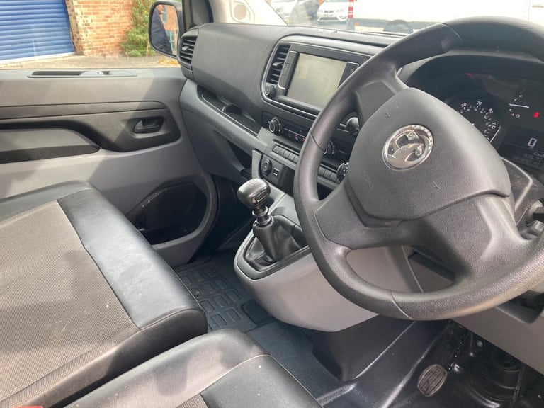 2019 Vauxhall Vivaro 2900 1.5d 100PS Dynamic H1 Van PANEL VAN Diesel Manual