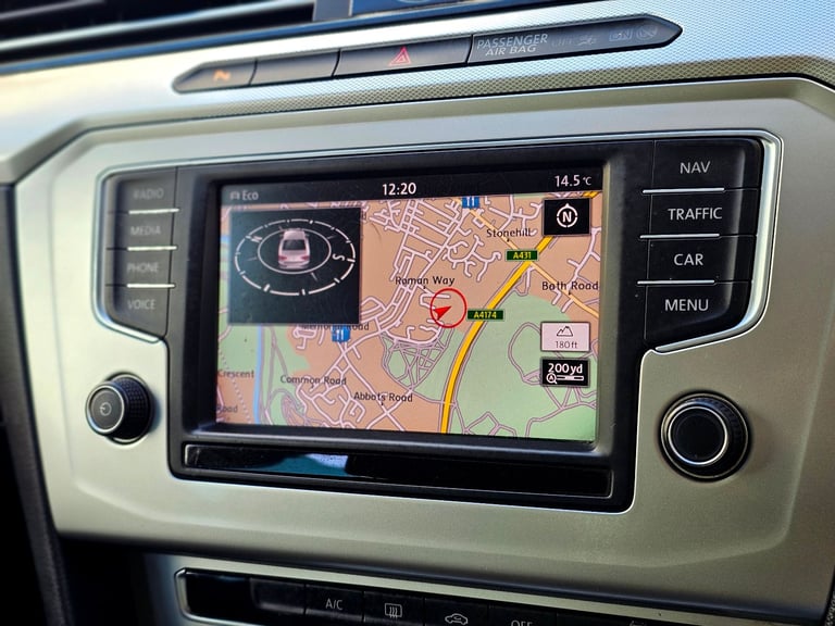 2017 VOLKSWAGEN PASSAT BLUEMOTION TECH NAV 2.0 TDI + EURO 6🔥