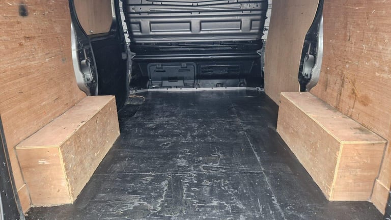 2016 Vauxhall Vivaro 1.6 CDTi 2700 Sportive L1 H1 Euro 5 5dr PANEL VAN Diesel Manual