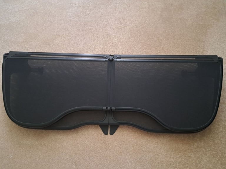 VW Beetle Cabriolet Wind deflector with bag