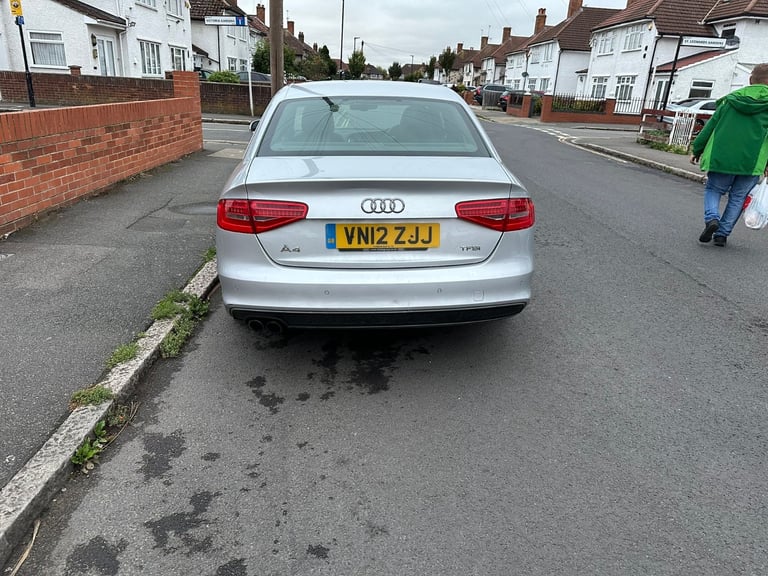 Audi, A4, Saloon, 2012, Manual, 1798 (cc),4 doors - Image 10
