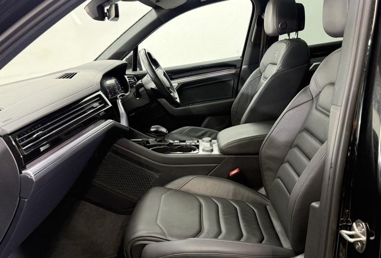 Volkswagen Touareg 3.0 TDI V6 Black Edition 4X4 BUY FOR ONLY £585 P/M, FINANCE