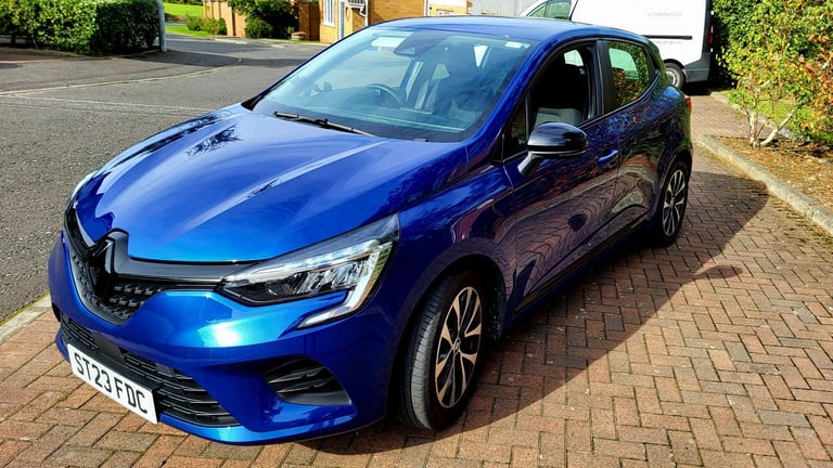 2023 Renault Clio hybrid Automatic 