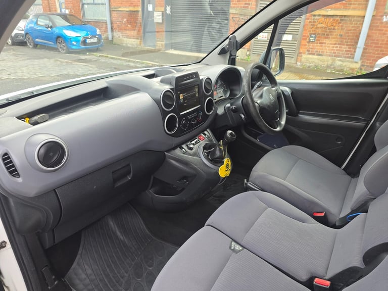 2016 Peugeot Partner 625 1.6 BlueHDi 75 Professional Van PANEL VAN Diesel Manual