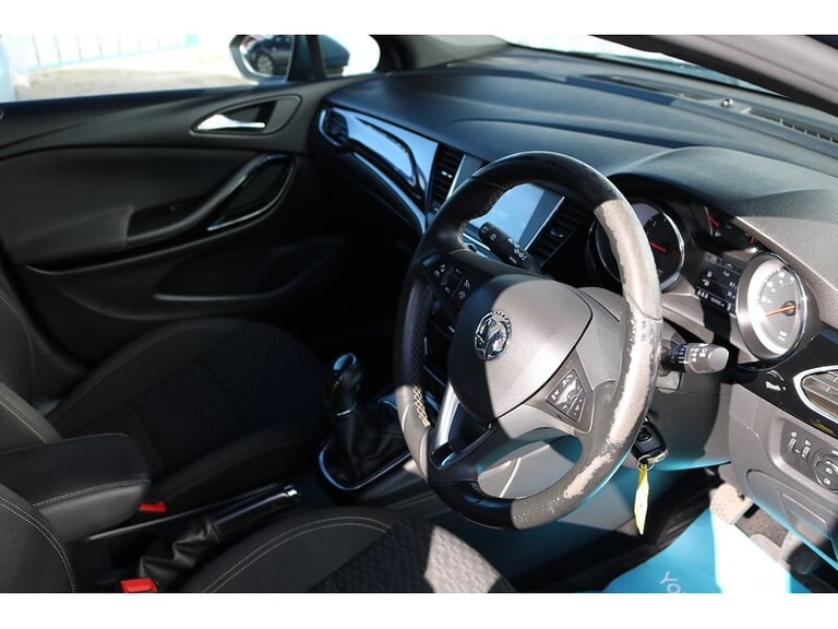 2017 Vauxhall Astra i Turbo SRi Estate Petrol Manual