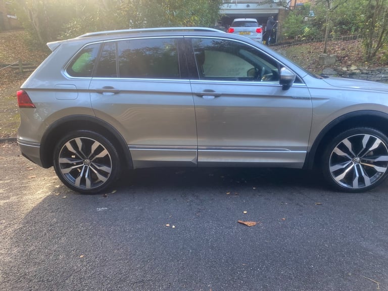 2020 Volkswagen Tiguan 2.0 R LINE MANUAL  19k miles ESTATE Diesel Manual