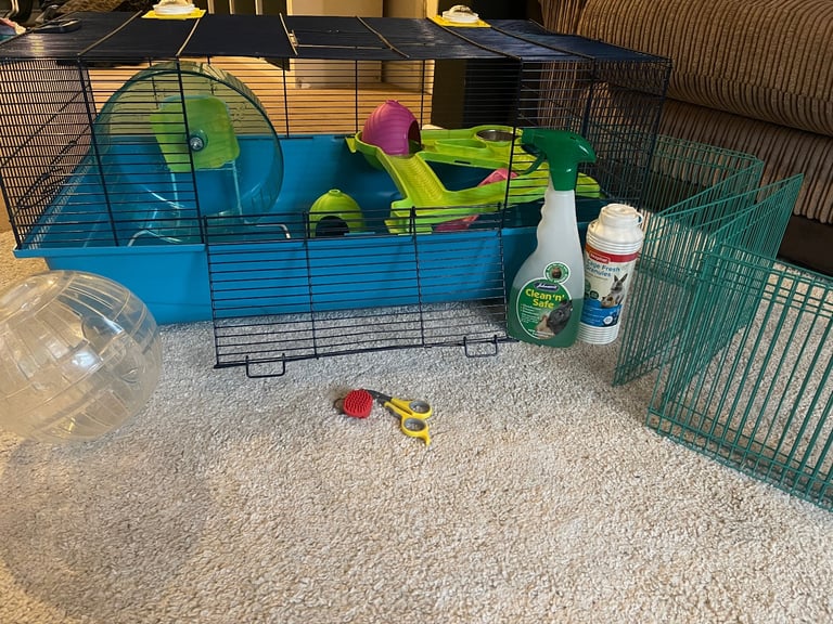 Large savic hamster cage w/ accessories