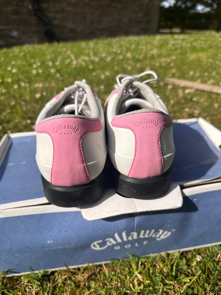 Callaway ladies golf shoes size 7.5