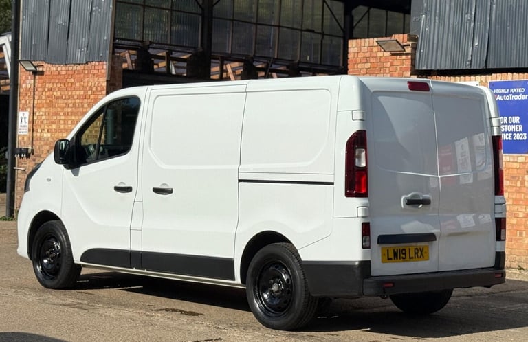 2019 Renault Trafic 1.6 dCi 27 Business+ SWB Standard Roof Euro 6 5dr Diesel