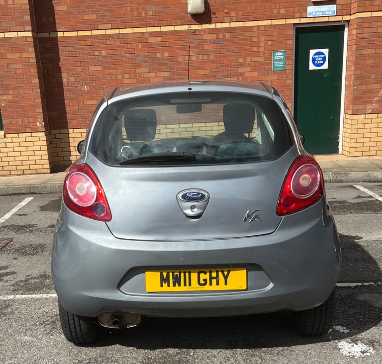 Ford, KA, Hatchback, 2011, Manual, 1242 (cc), 3 doors