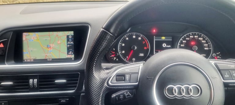 Audi Q5 Automatic S Line Quattro ULEZ FREE Long MOT Superb Car