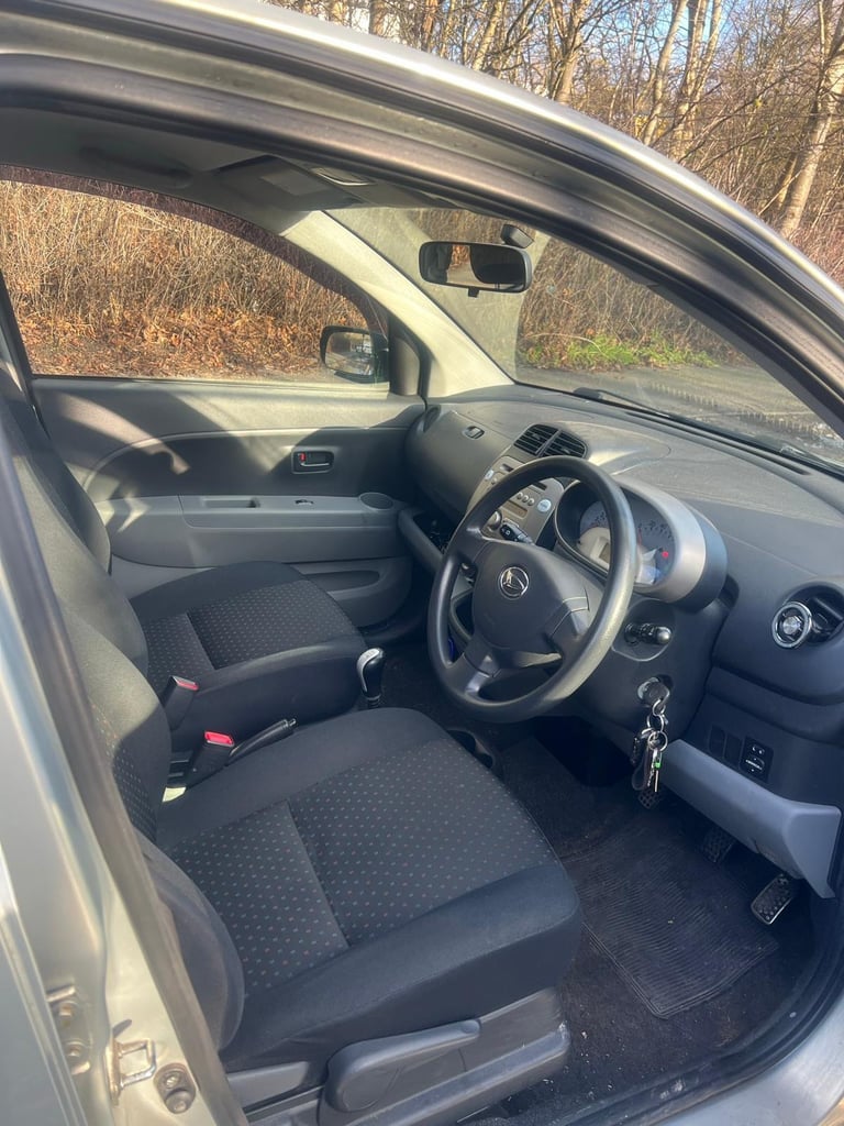 Daihatsu, SIRION, Hatchback, 2008, Manual, 998 (cc), 5 doors