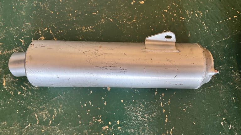 Kawasaki ZRX1100 Exhaust Muffler