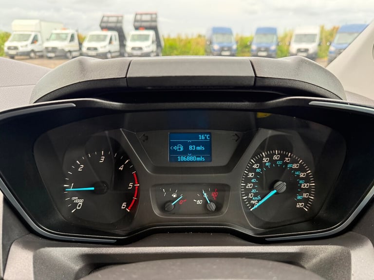 2016 Ford Transit Custom 2.2 TDCi 290 Limited Combi Van 6dr Diesel Manual L1 H1 (191 g/km, 123 bh...