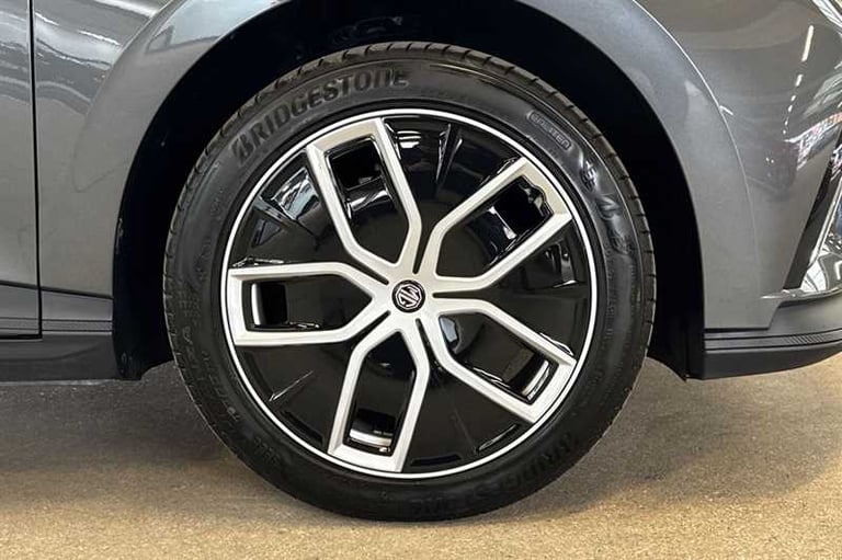 2023 MG MG4 150kW Trophy EV Long Range 64kWh 5dr Auto HATCHBACK ELECTRIC Automatic