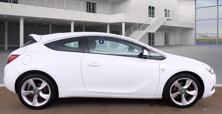 2016 Vauxhall Astra GTC 1.6 CDTi 16V ecoFLEX 136 SRi 3dr HATCHBACK DIESEL Manual