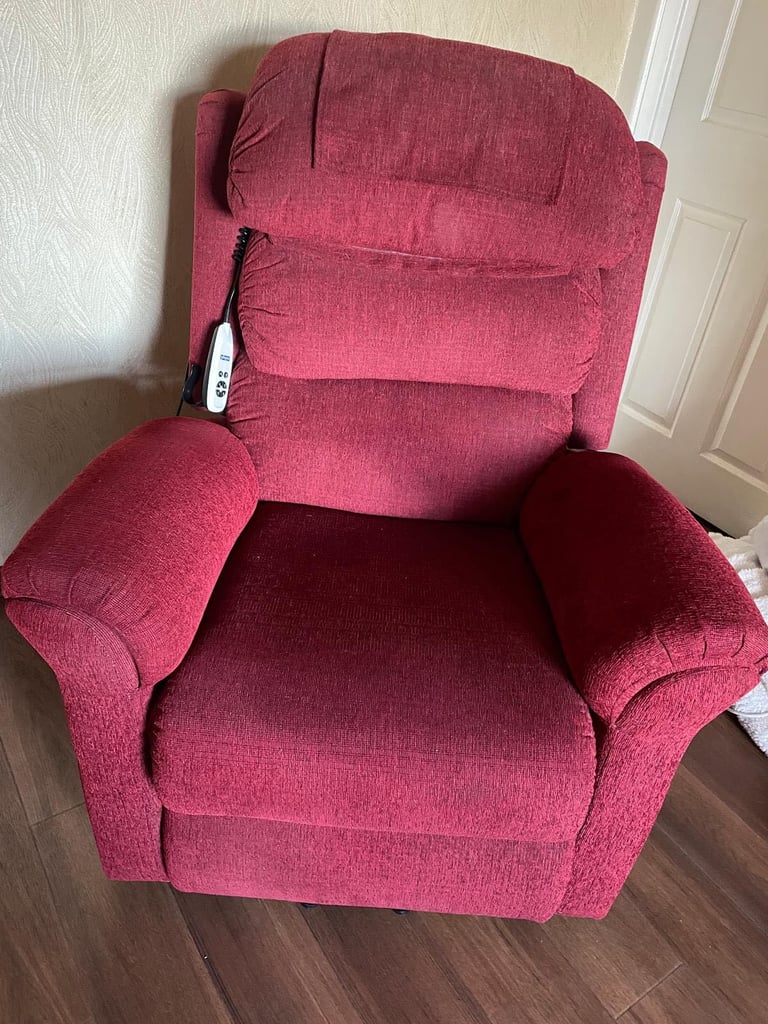 Red chenille rise and recliner chair