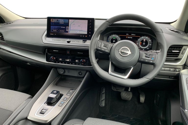 2025 Nissan Qashqai 1.5 E-Power N-Connecta [Glass Roof] 5dr Auto Hatchback Hybrid Automatic